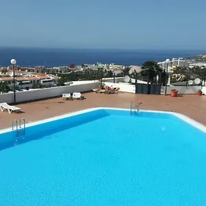 https://island-village-heights-adeje.adeje-hotels.com